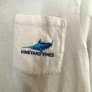 Vineyard Vines T Shirt
